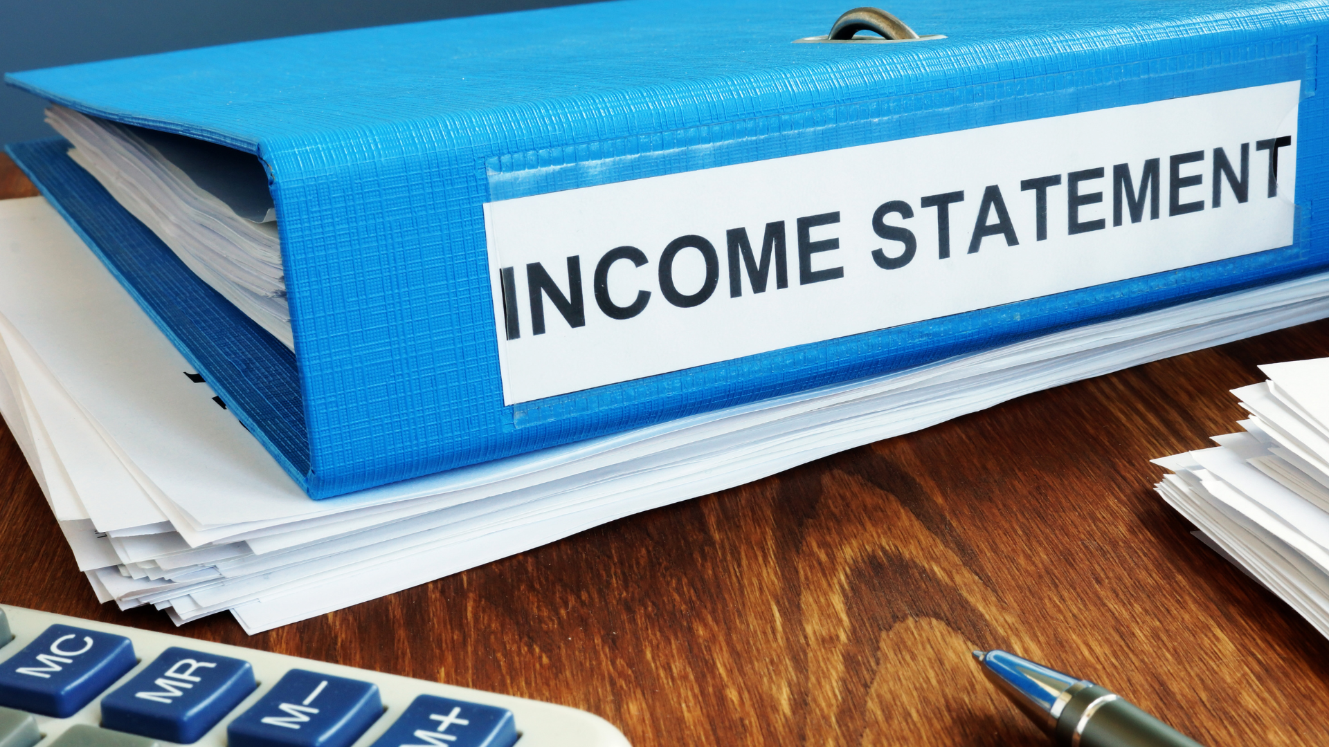 役員報酬の金額を自分でコントロールできることを示す収支計算書のイメージ