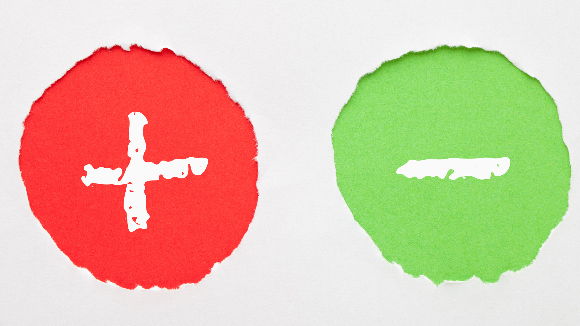 プラスとマイナスの対比イメージ